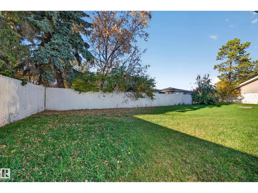4312 41B ST — photo 11 of 40