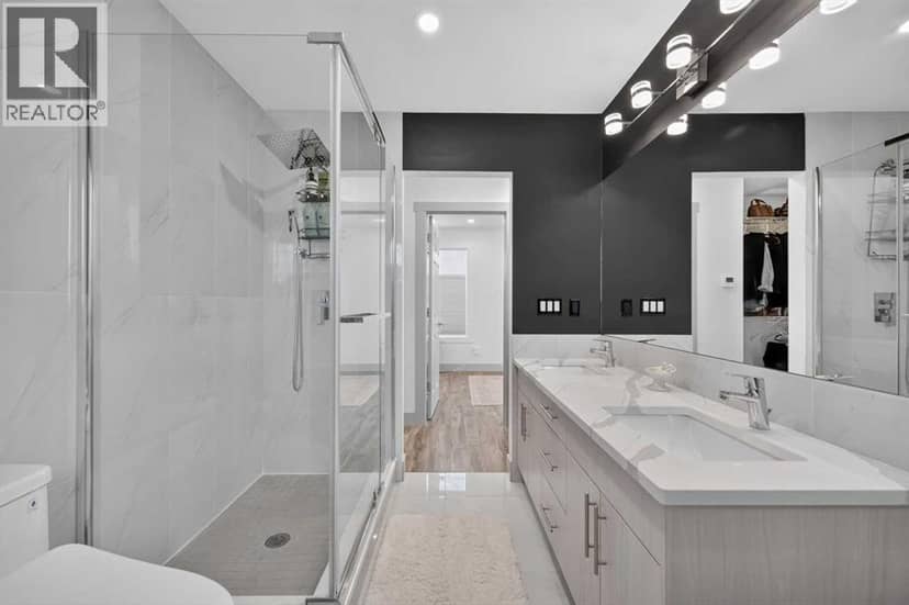 1415 Lake Ontario Drive SE — photo 24 of 40