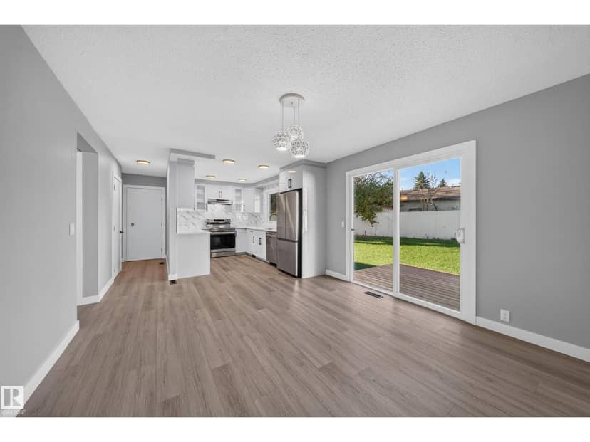 4312 41B ST — photo 36 of 40