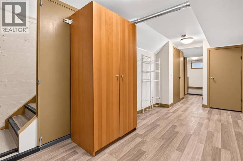 487 Northmount Drive NW — photo 20 of 35