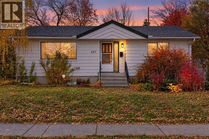 487 Northmount Drive NW, Calgary, photo 4