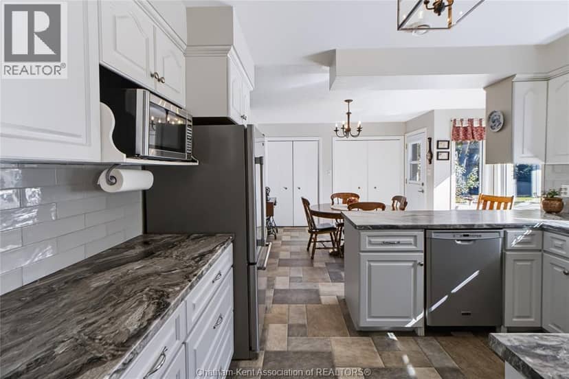 201 CHERRY STREET East, Bothwell, photo 8