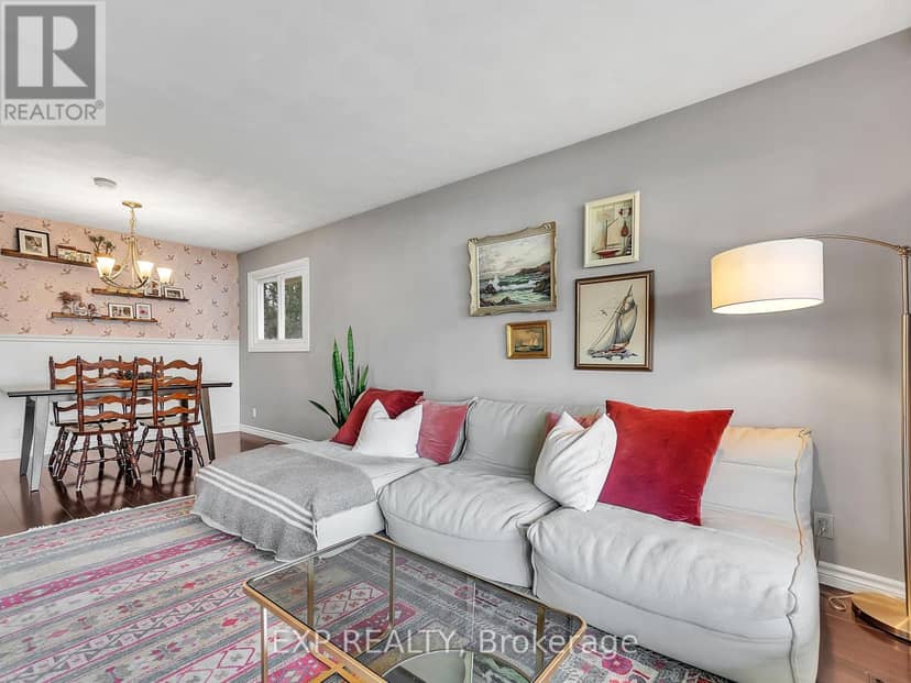 16 Applewood Drive — photo 7 of 40