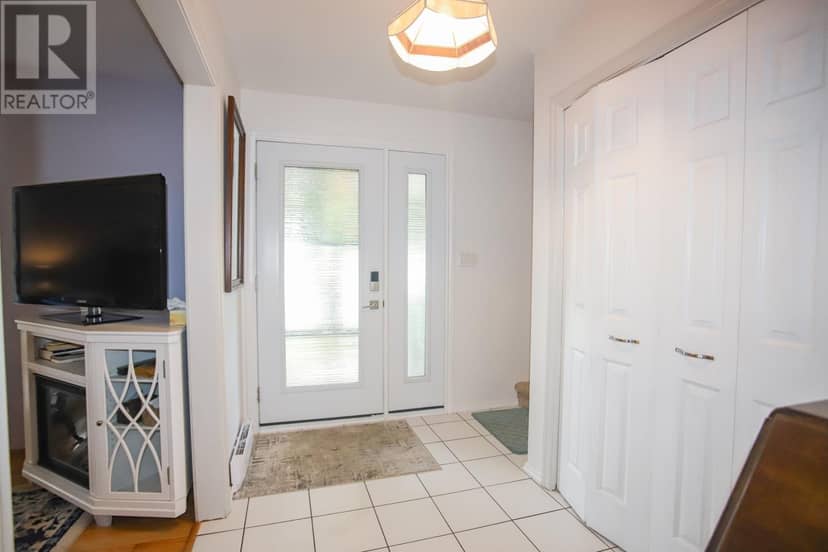 4 Silver Birch DR — photo 9 of 37