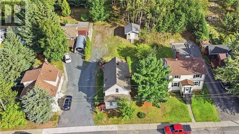 29 Evans Road — photo 2 of 23