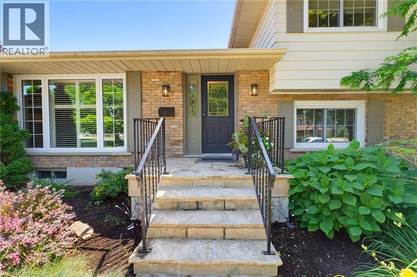 5 MARIGOLD Street, Brantford, photo 3