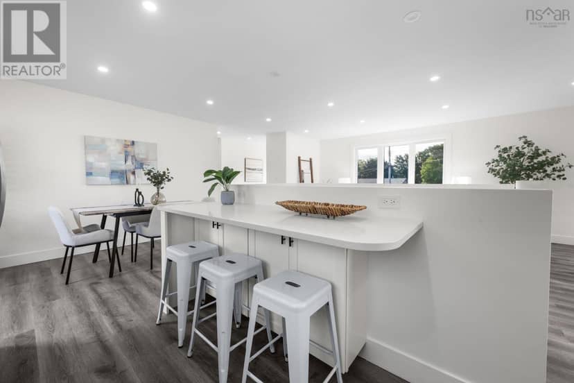 24 Gander Avenue — photo 12 of 40