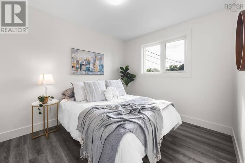 24 Gander Avenue — photo 18 of 40