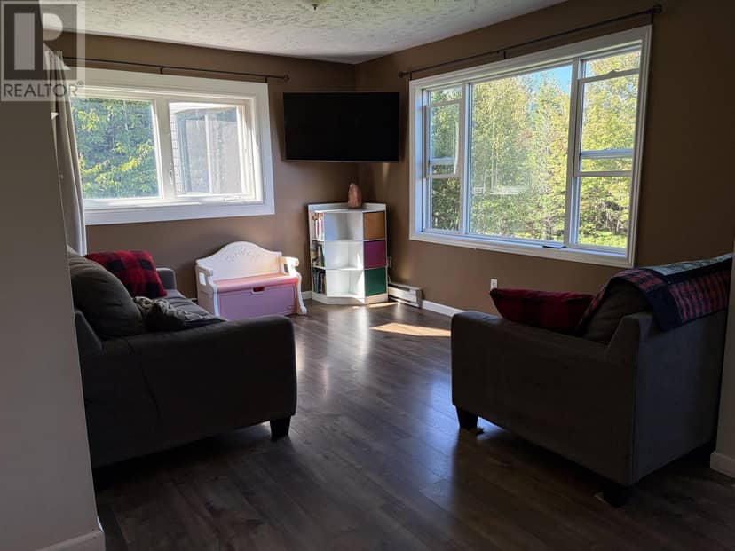 587 Gray Road — photo 9 of 13