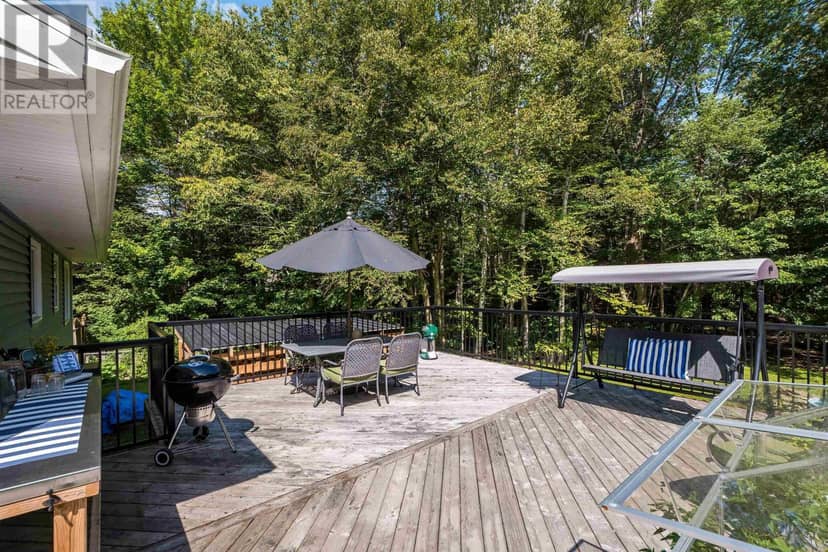 83 Lakecrest Drive — photo 39 of 40