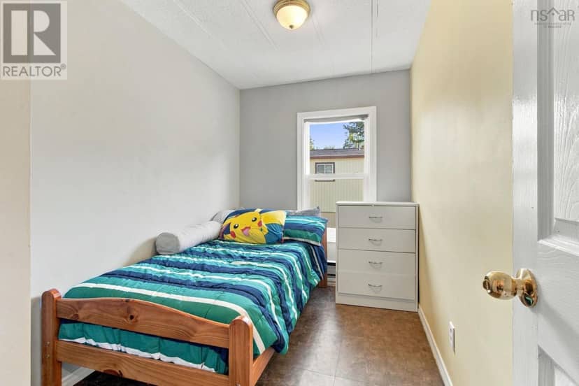38 Elcona Avenue — photo 19 of 31