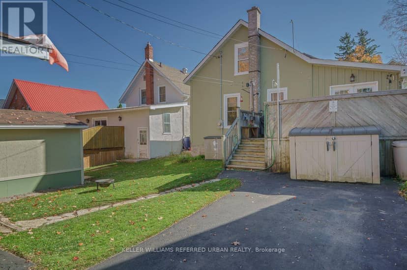 558 Elizabeth Street — photo 29 of 40
