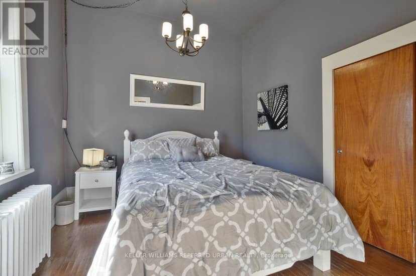 558 Elizabeth Street — photo 19 of 40