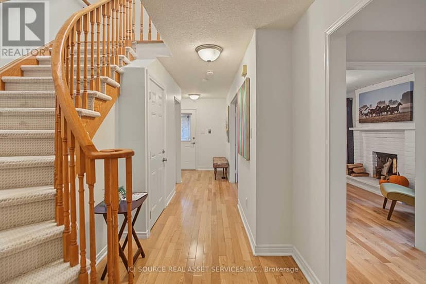 20 Kesteven Crescent — photo 18 of 40
