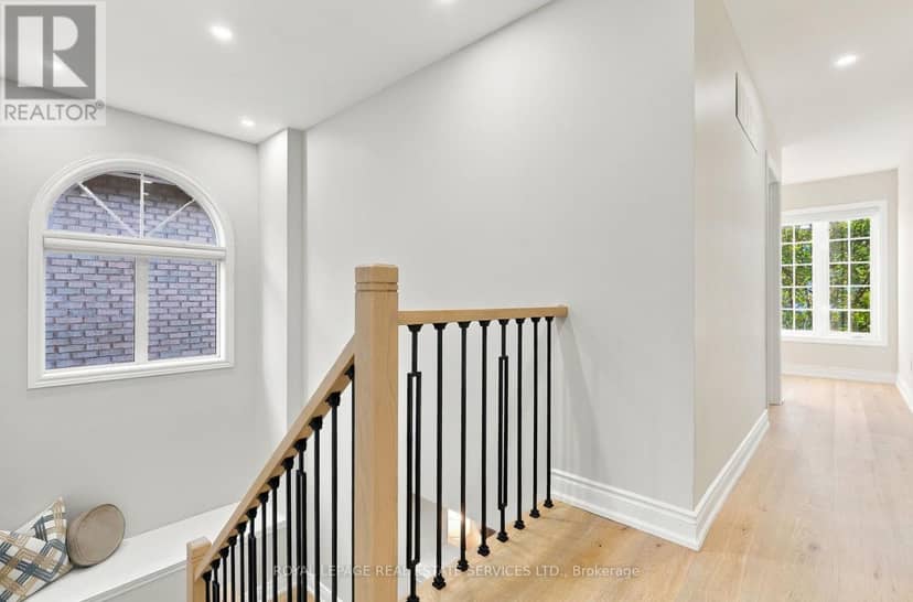 3396 Hayhurst Crescent — photo 17 of 24