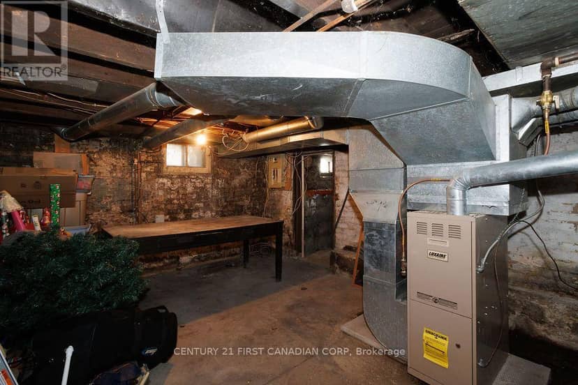 13 Springbank Drive — photo 34 of 34