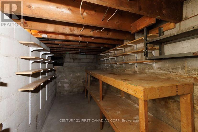 13 Springbank Drive — photo 30 of 34