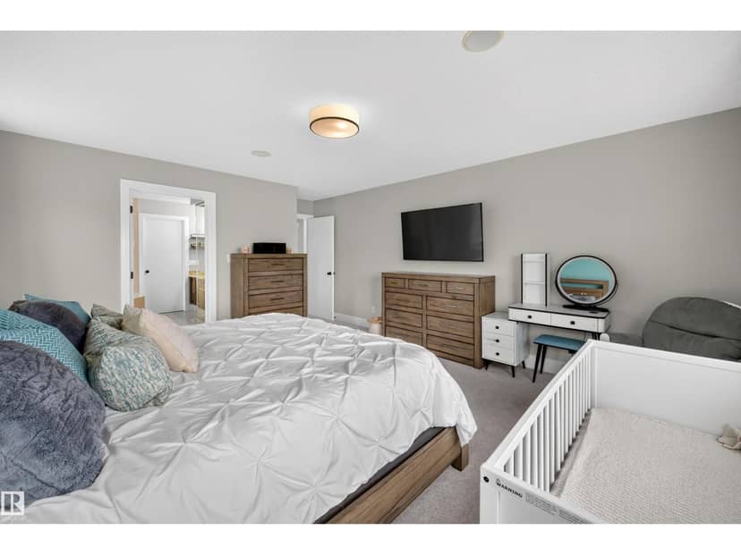 525 Albany Wy NW — photo 33 of 40