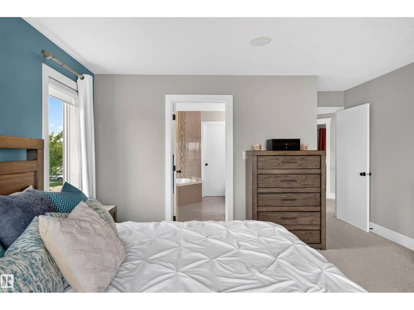 525 Albany Wy NW — photo 34 of 40
