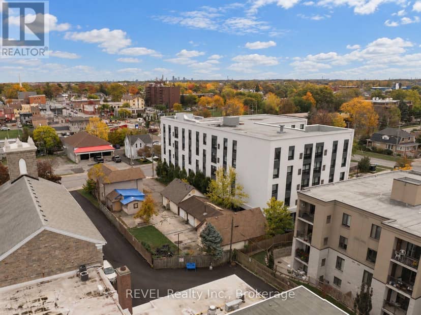 21 Pine Street S, Thorold, photo 4