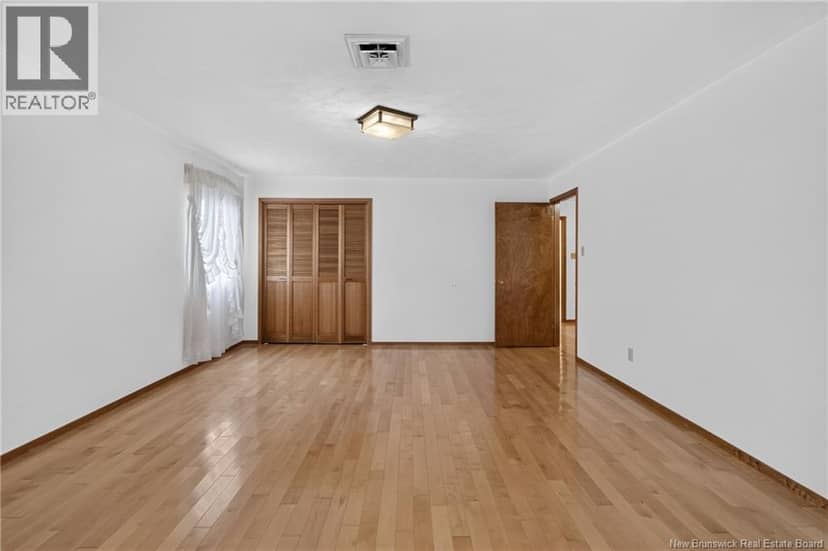 39 Kenwood Drive — photo 13 of 31