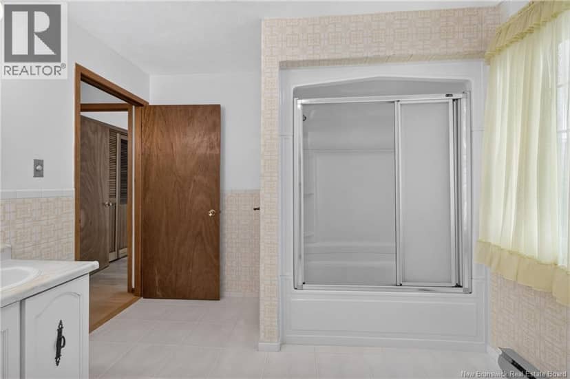 39 Kenwood Drive — photo 16 of 31