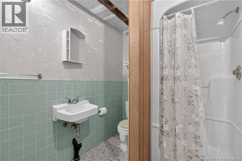 39 Kenwood Drive — photo 26 of 31