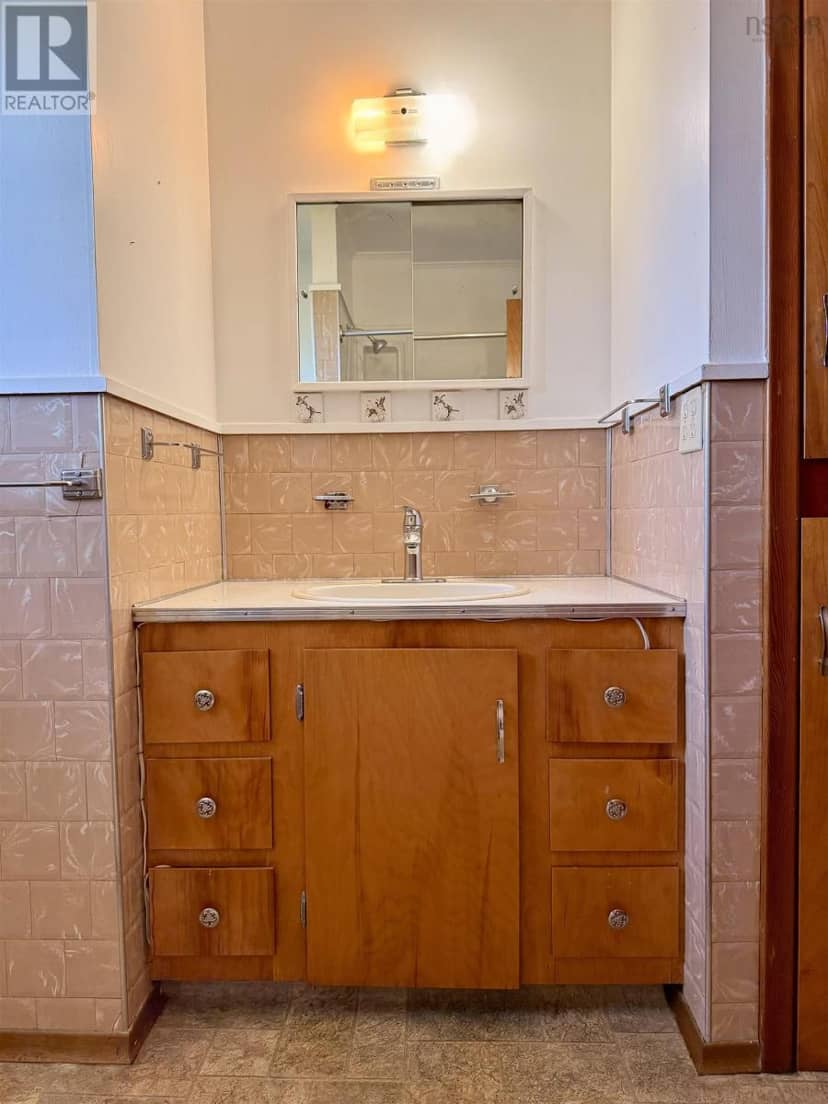 339 Port Latour Road — photo 18 of 40
