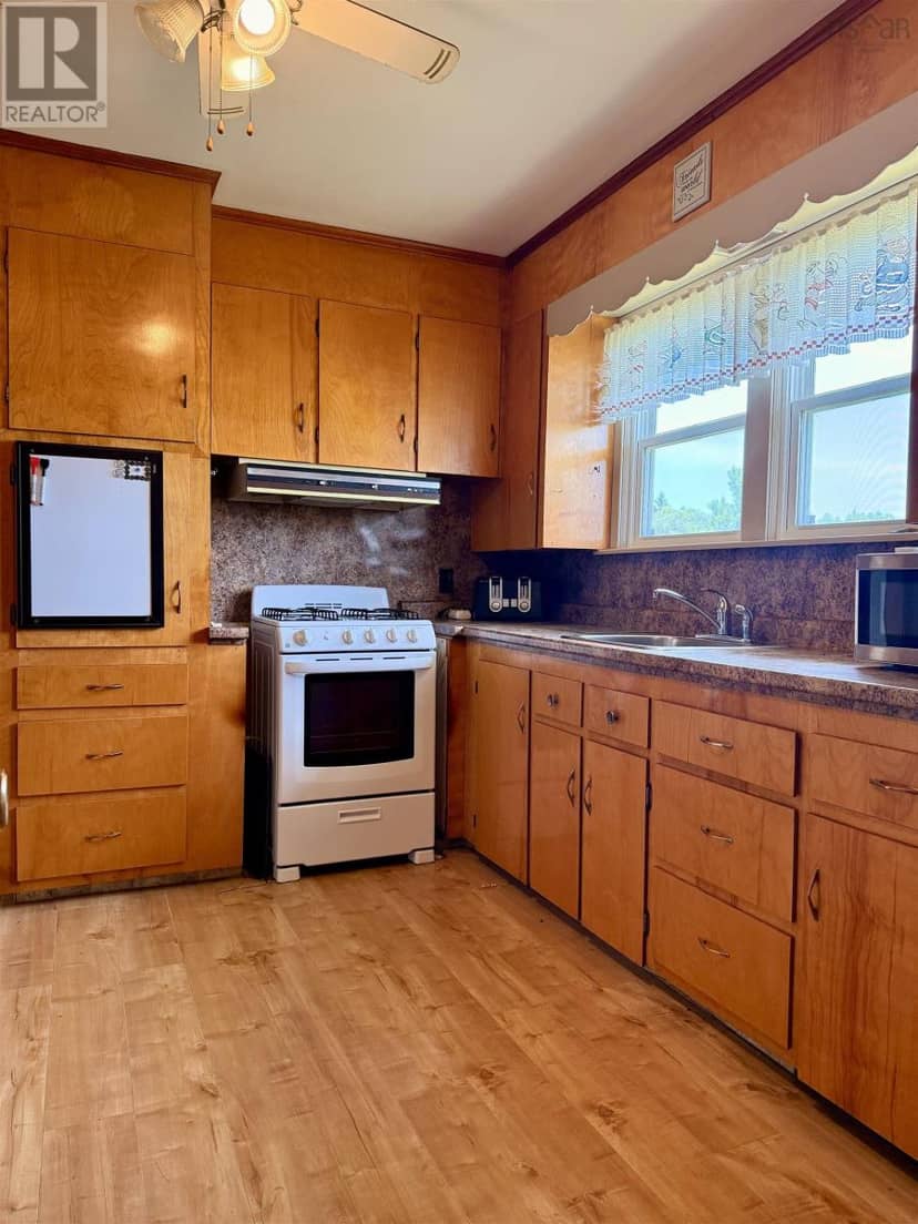 339 Port Latour Road — photo 10 of 40