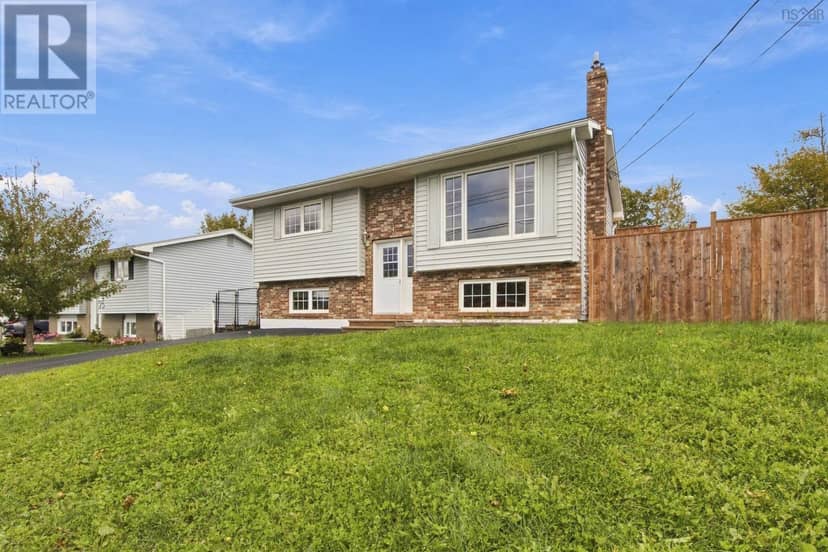 21 Gammon Crescent — photo 4 of 40
