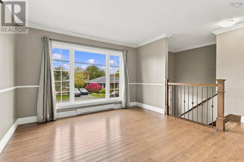 21 Gammon Crescent — photo 7 of 40