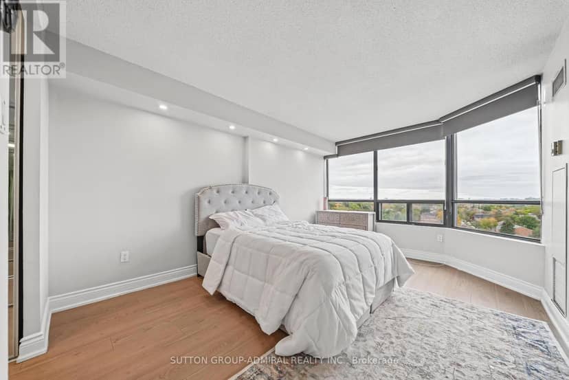 1209 - 7460 Bathurst Street — photo 23 of 29