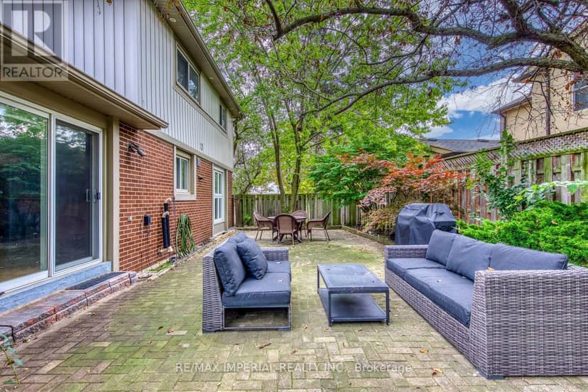 6100 Wabukayne Court — photo 34 of 35