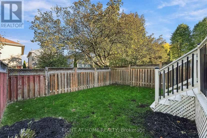 56 Teddington Crescent — photo 39 of 40
