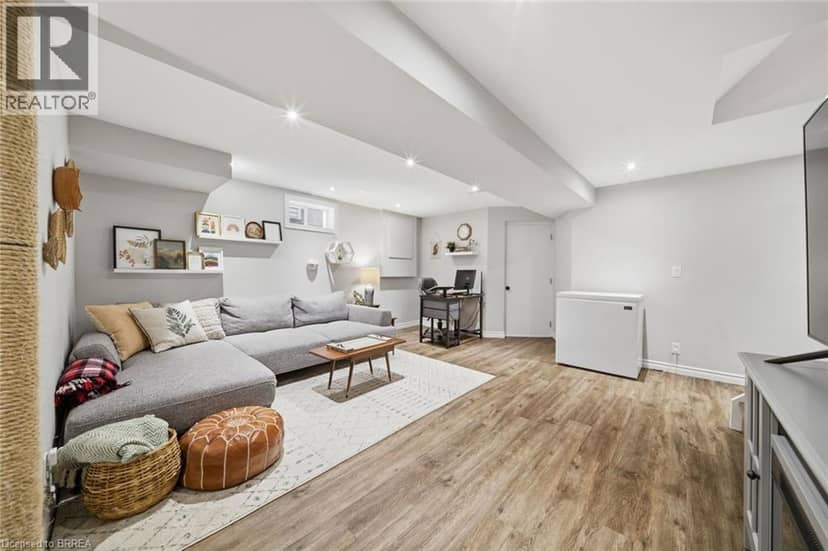 137 CHUDLEIGH Street — photo 33 of 40