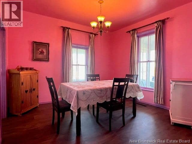 442 Adelaide Street — photo 9 of 24