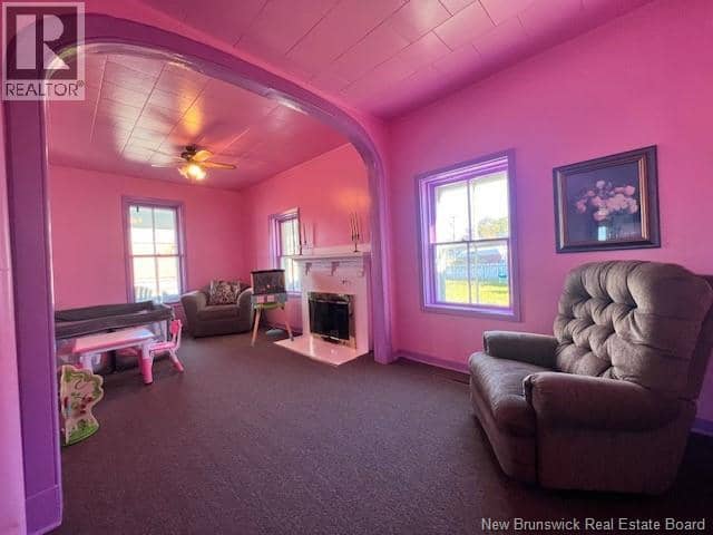 442 Adelaide Street — photo 10 of 24