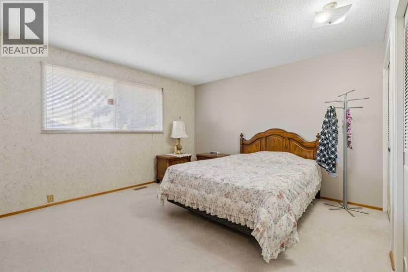 5128 Rundlehorn Drive NE — photo 17 of 35