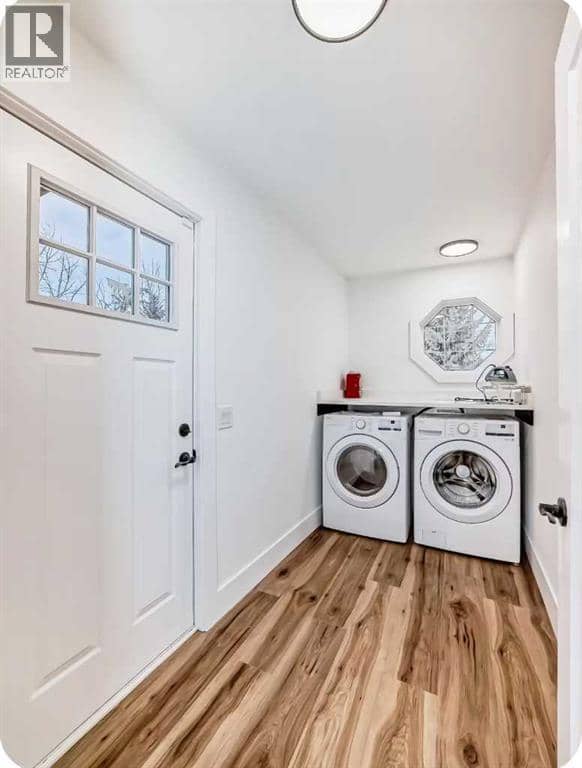 351 Shore Drive — photo 18 of 40
