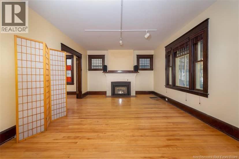 560 Charlotte Street, Fredericton, photo 5