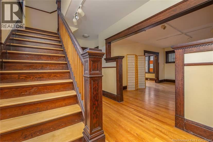 560 Charlotte Street, Fredericton, photo 4