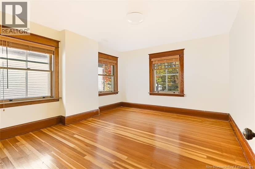 560 Charlotte Street — photo 25 of 40