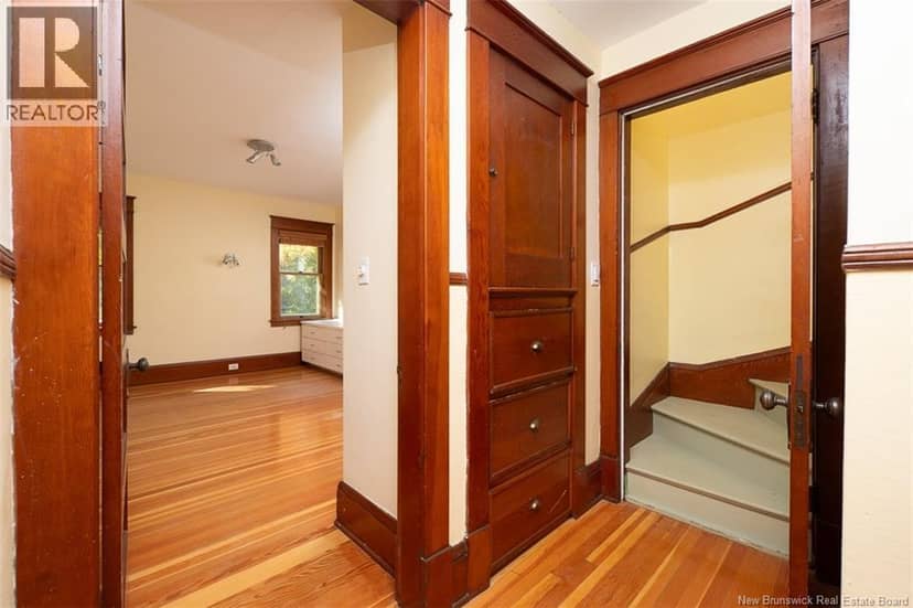 560 Charlotte Street — photo 30 of 40