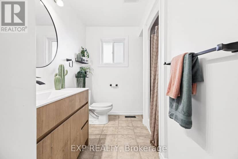 141 Napoleon Street — photo 25 of 40