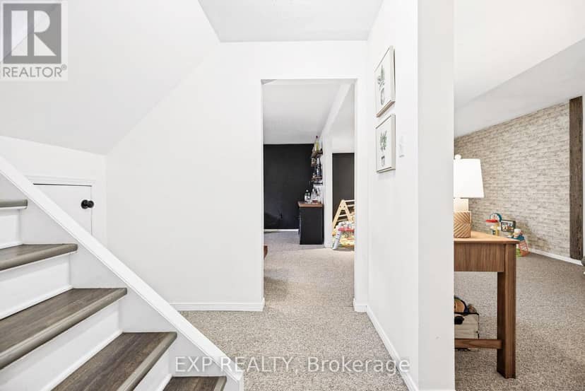 141 Napoleon Street — photo 30 of 40
