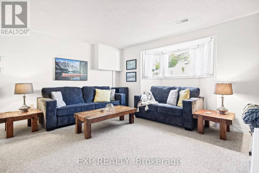 141 Napoleon Street — photo 32 of 40