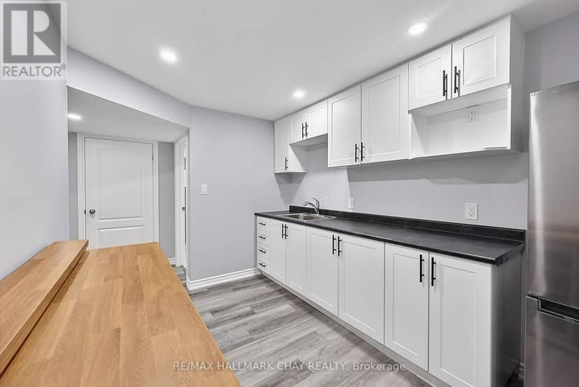 2 Shephard Avenue — photo 34 of 40