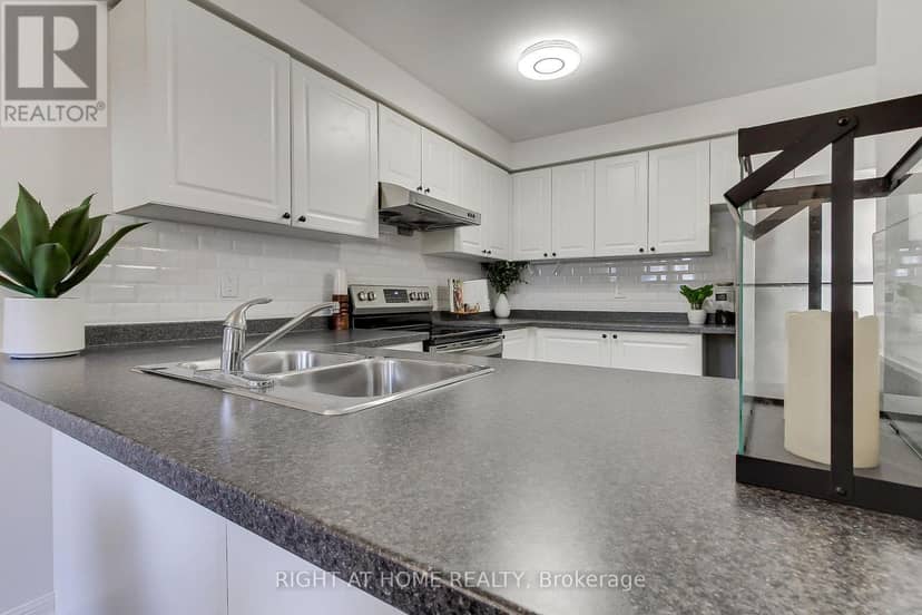 371 Ferndale Drive — photo 11 of 28