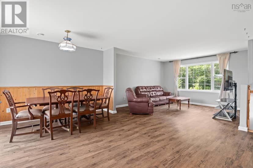 359 Myra Road — photo 11 of 40