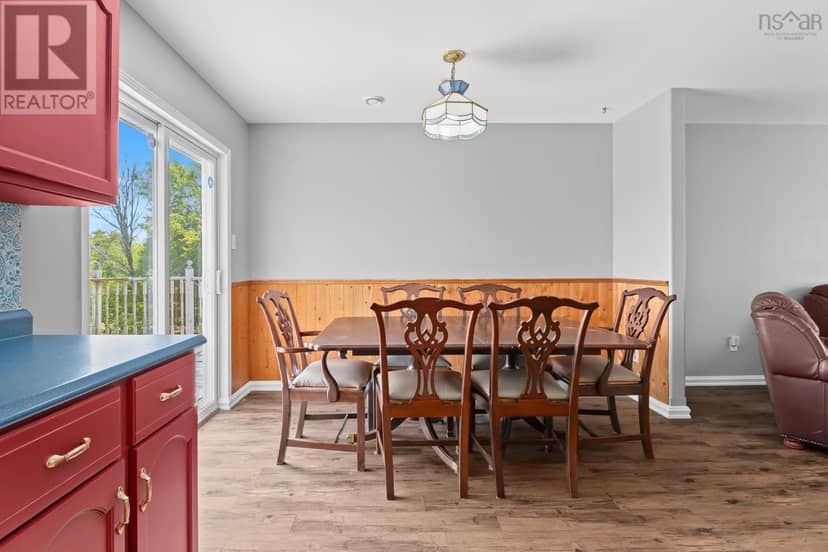359 Myra Road — photo 14 of 40